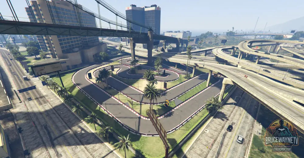 Benny’s Luxury Racetrack MLO FiveM - Circuit 14 Virages - Pitstop - Workshop - Logo Custom - FiveM MLO
