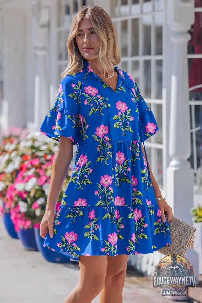 Robe à fleurs ample bleue à col en V et manches courtes - Dresses/Floral Dresses