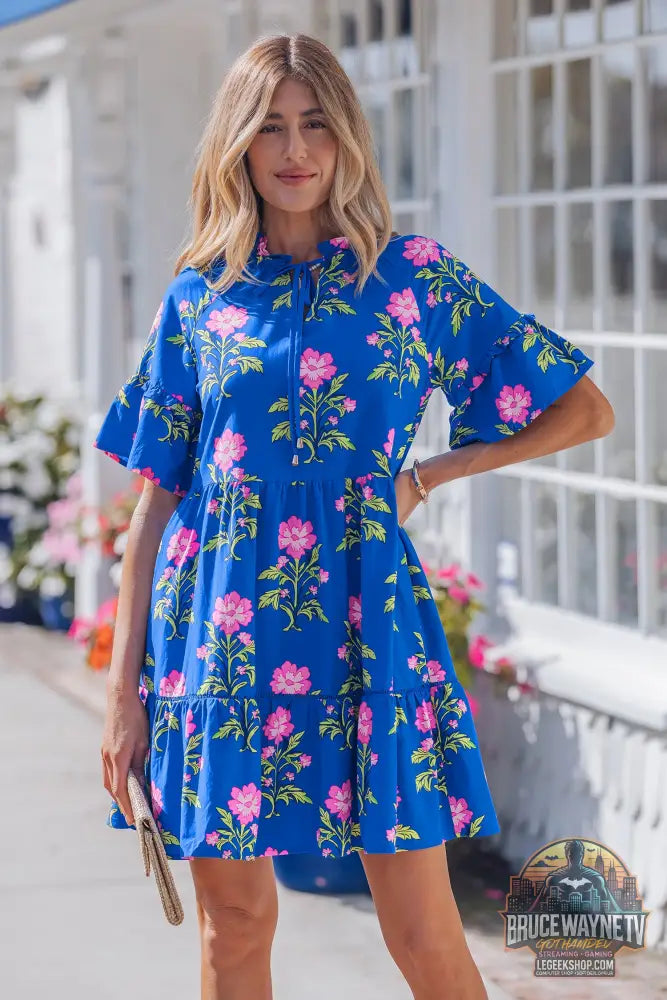 Robe à fleurs ample bleue à col en V et manches courtes - Dresses/Floral Dresses