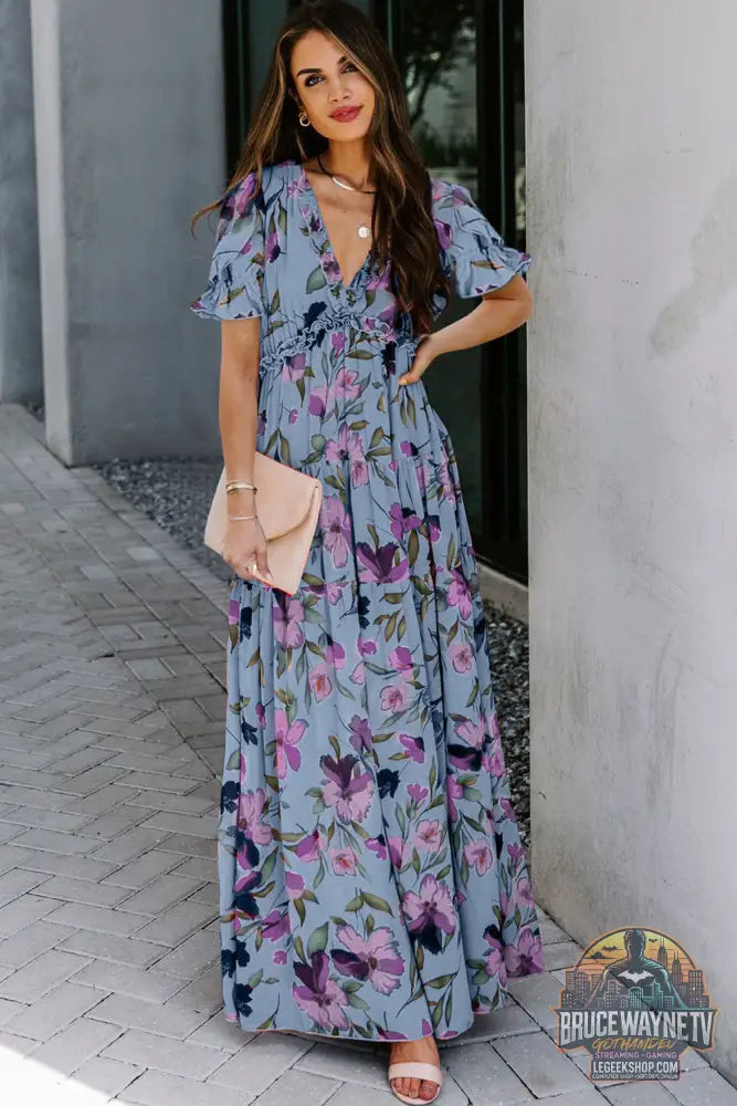 Robe longue à imprimé floral ardent et à volants col en V manches courtes bleu ciel - Dresses/Maxi Dresses