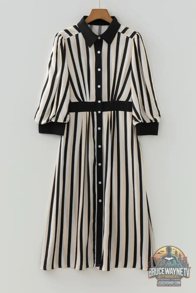 Robe mi-longue boutonnée noire à rayures et manches 3/4 bouffantes - Dresses/Midi Dresses